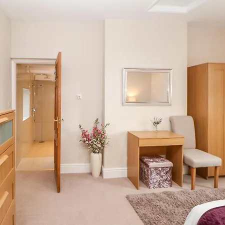 Berrymoor Nyaraló *